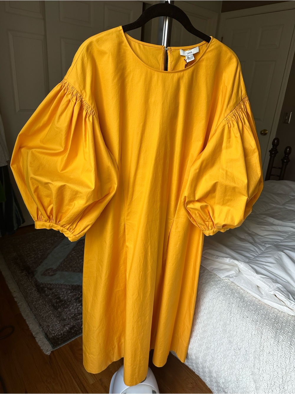 Lewit puffed  sleeve A-line cotton dress